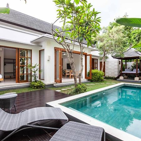 Villa Voyage 4 Seminyak Exteriör bild