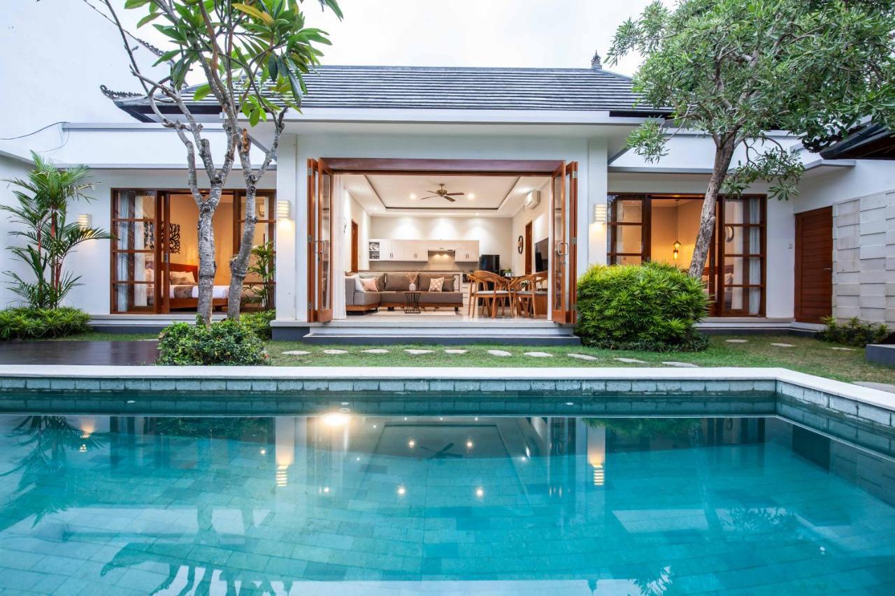 Villa Voyage 4 Seminyak Exteriör bild